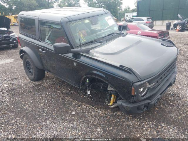  Salvage Ford Bronco