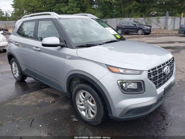  Salvage Hyundai VENUE