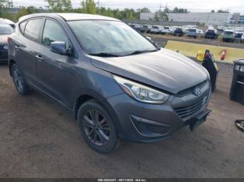  Salvage Hyundai TUCSON