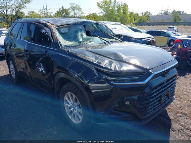  Salvage Toyota Grand Highlander