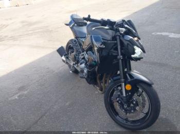  Salvage Kawasaki Zr900