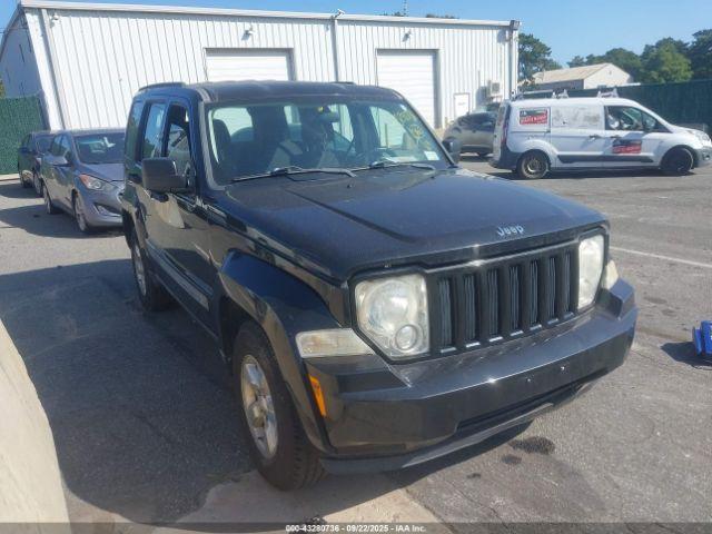  Salvage Jeep Liberty
