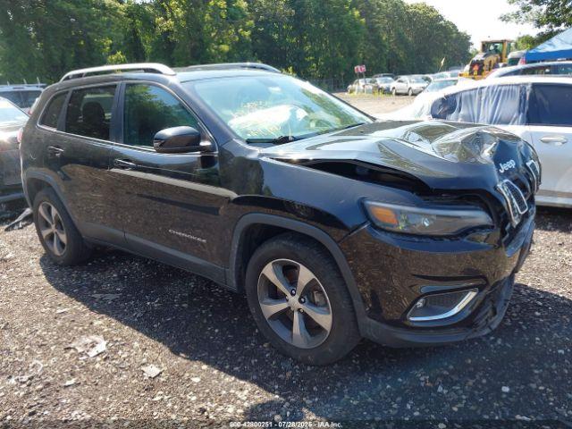  Salvage Jeep Cherokee