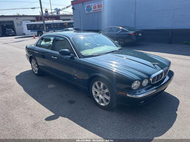  Salvage Jaguar XJ