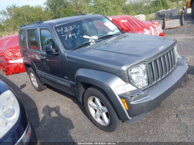  Salvage Jeep Liberty