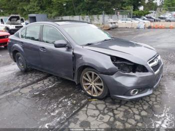  Salvage Subaru Legacy