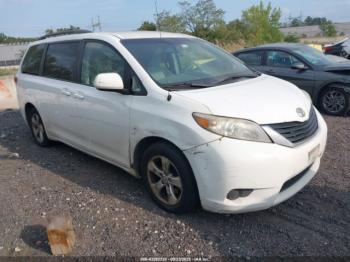  Salvage Toyota Sienna