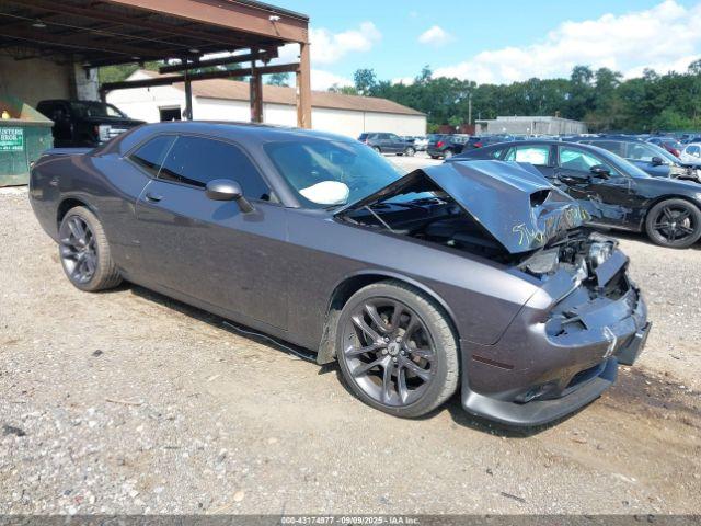  Salvage Dodge Challenger