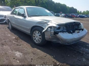  Salvage Ford Crown Victoria