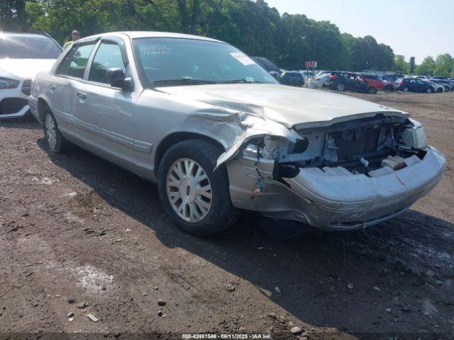  Salvage Ford Crown Victoria