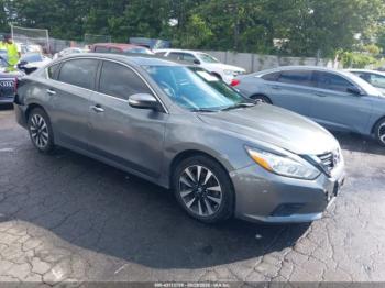  Salvage Nissan Altima