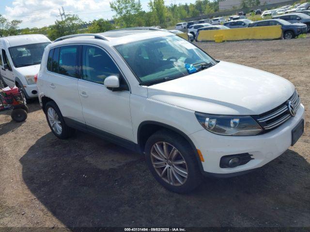  Salvage Volkswagen Tiguan