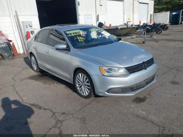  Salvage Volkswagen Jetta