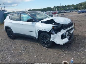  Salvage Jeep Compass