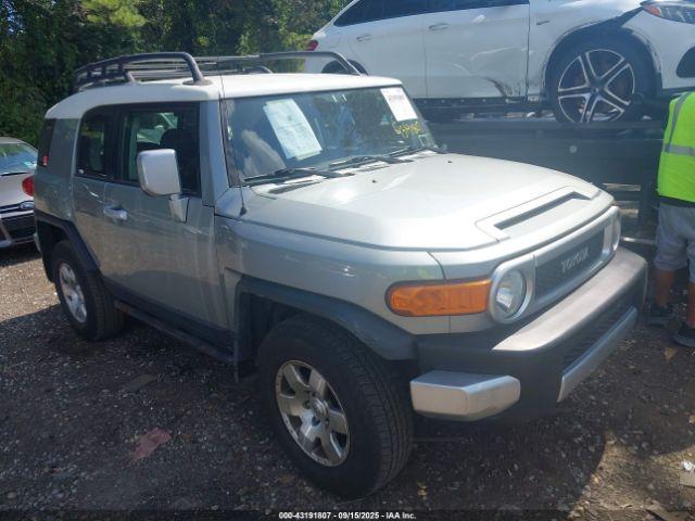  Salvage Toyota FJ Cruiser