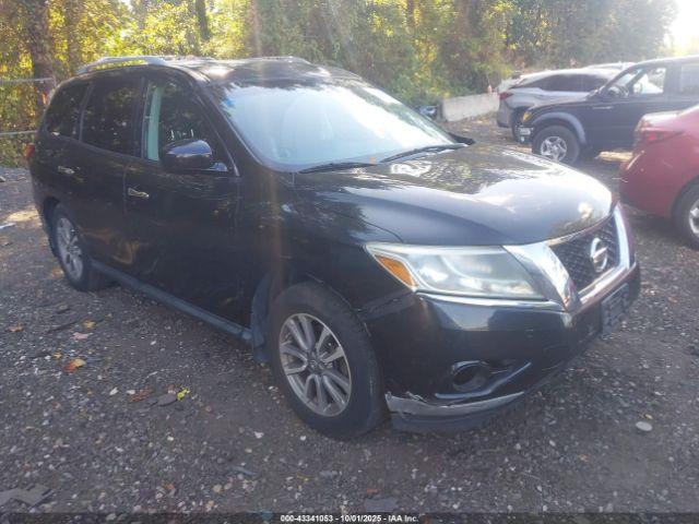  Salvage Nissan Pathfinder