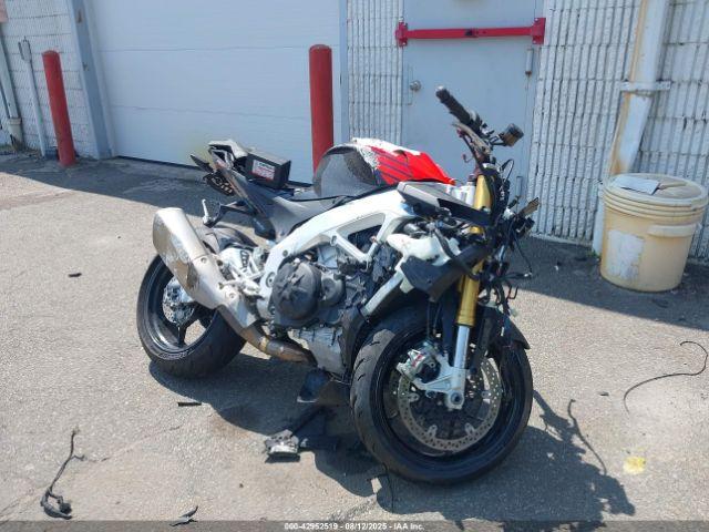  Salvage Aprilia Tuono V4