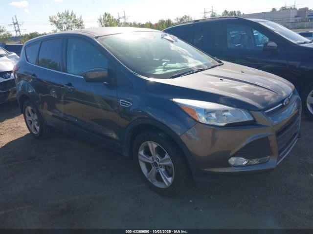  Salvage Ford Escape