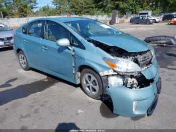  Salvage Toyota Prius