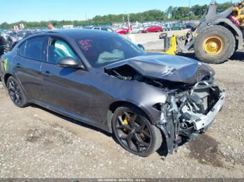  Salvage Alfa Romeo Giulia