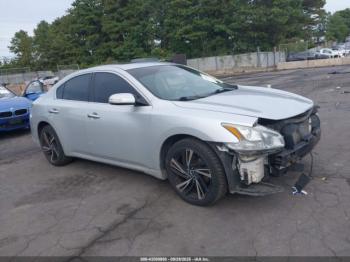 Salvage Nissan Maxima