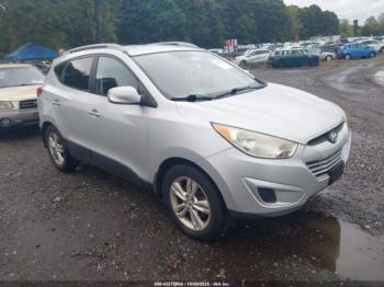  Salvage Hyundai TUCSON