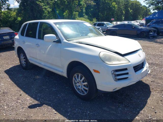  Salvage Porsche Cayenne