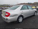 Toyota Camry Le Image 4