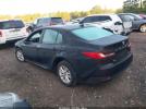 Toyota Camry Le Image 13