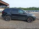 Ford Explorer Sport Image 13