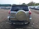 Toyota RAV4 Image 16