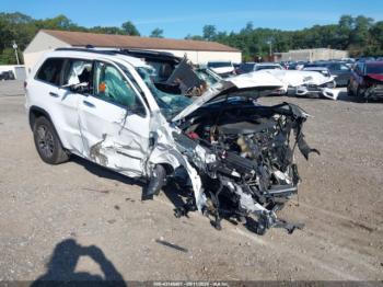  Salvage Jeep Grand Cherokee