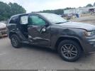Jeep Grand Cherokee Altitude 4x4 Image 12