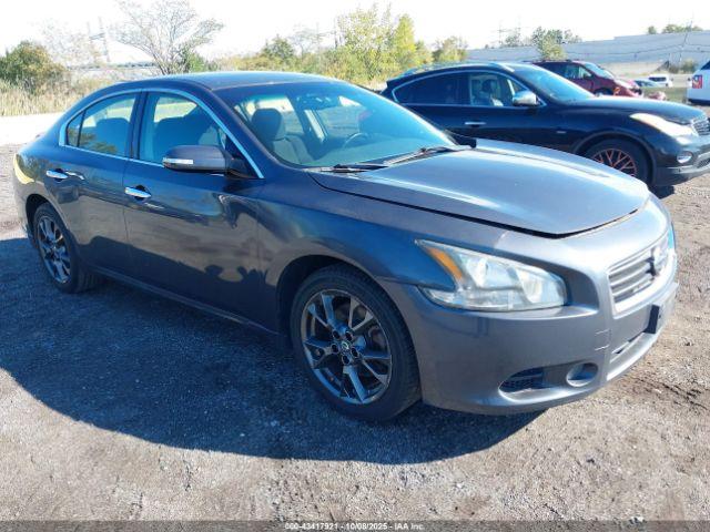  Salvage Nissan Maxima