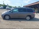 Toyota Sienna Limited Image 16