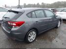Subaru Impreza 2.0i Image 2