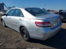 Toyota Camry Le Image 10