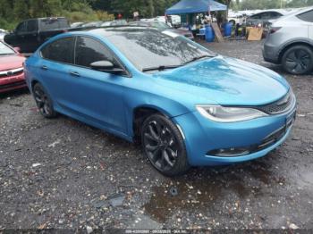  Salvage Chrysler 200