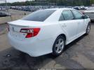 Toyota Camry Se Image 8