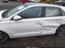 Hyundai ELANTRA Image 2
