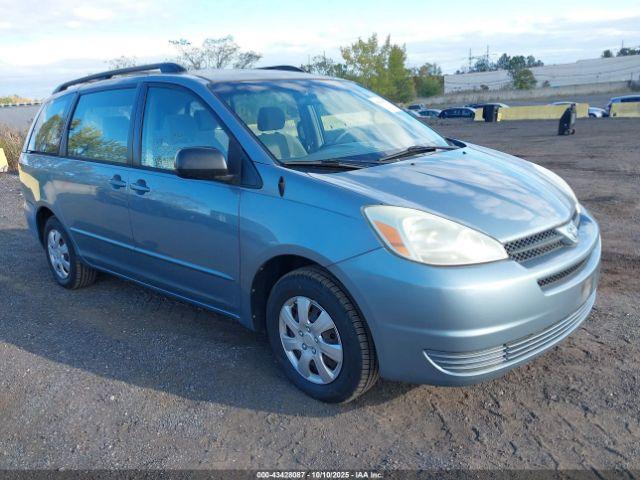  Salvage Toyota Sienna