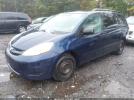 Toyota Sienna Le Image 8