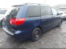 Toyota Sienna Le Image 9