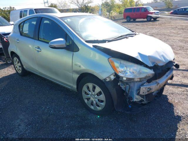  Salvage Toyota Prius c