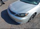 Toyota Camry Le Image 10
