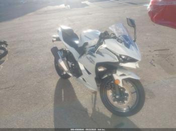  Salvage Kawasaki Ex500