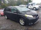 Toyota Sienna Le V6 8 Passenger Image 8