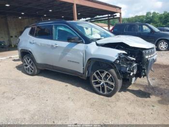  Salvage Jeep Compass