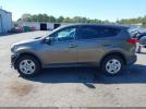 Toyota RAV4 Le Image 6