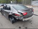 Toyota Camry Se Image 10
